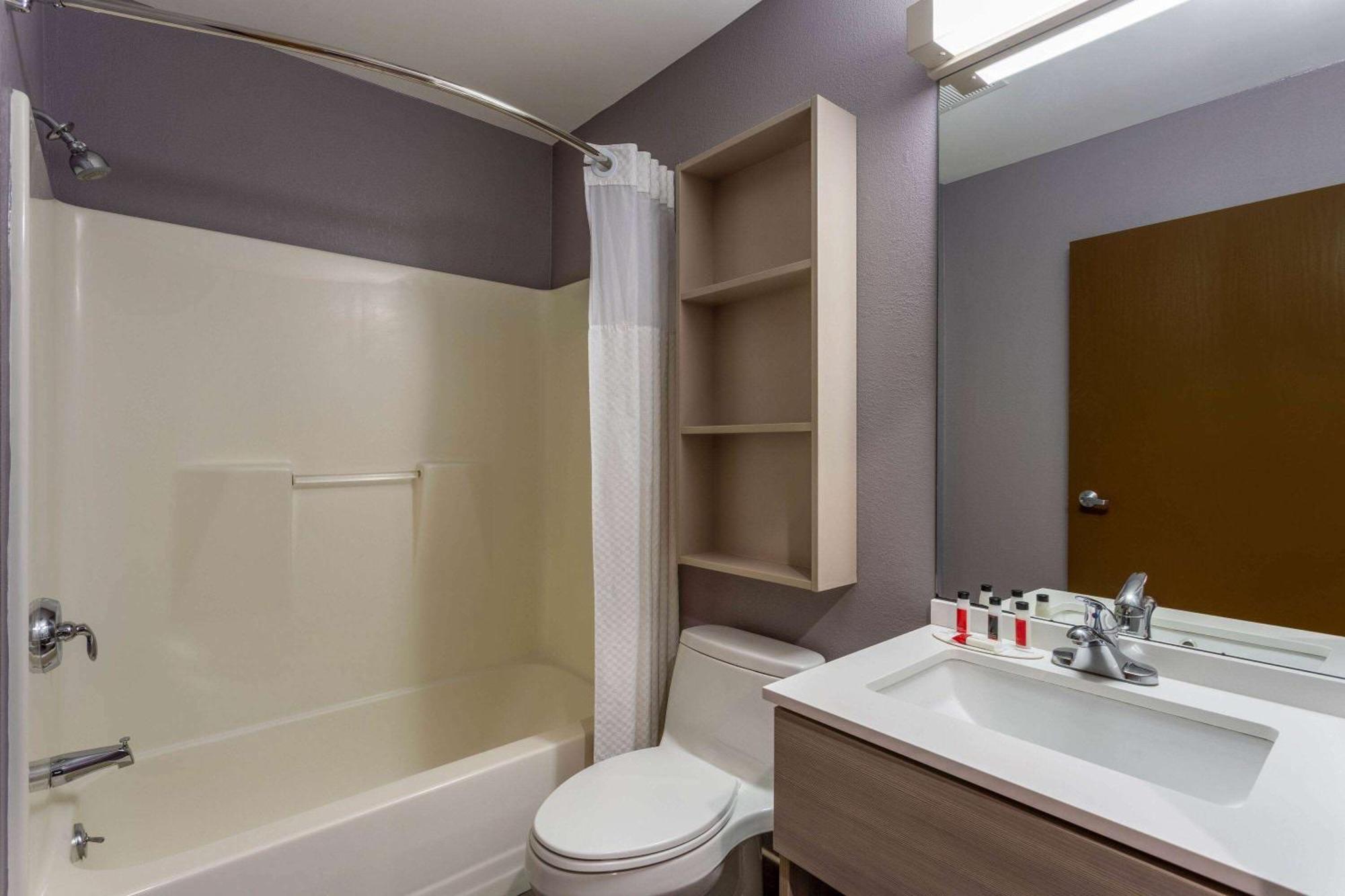 Microtel Inn & Suites By Wyndham Bethel/Danbury Eksteriør bilde