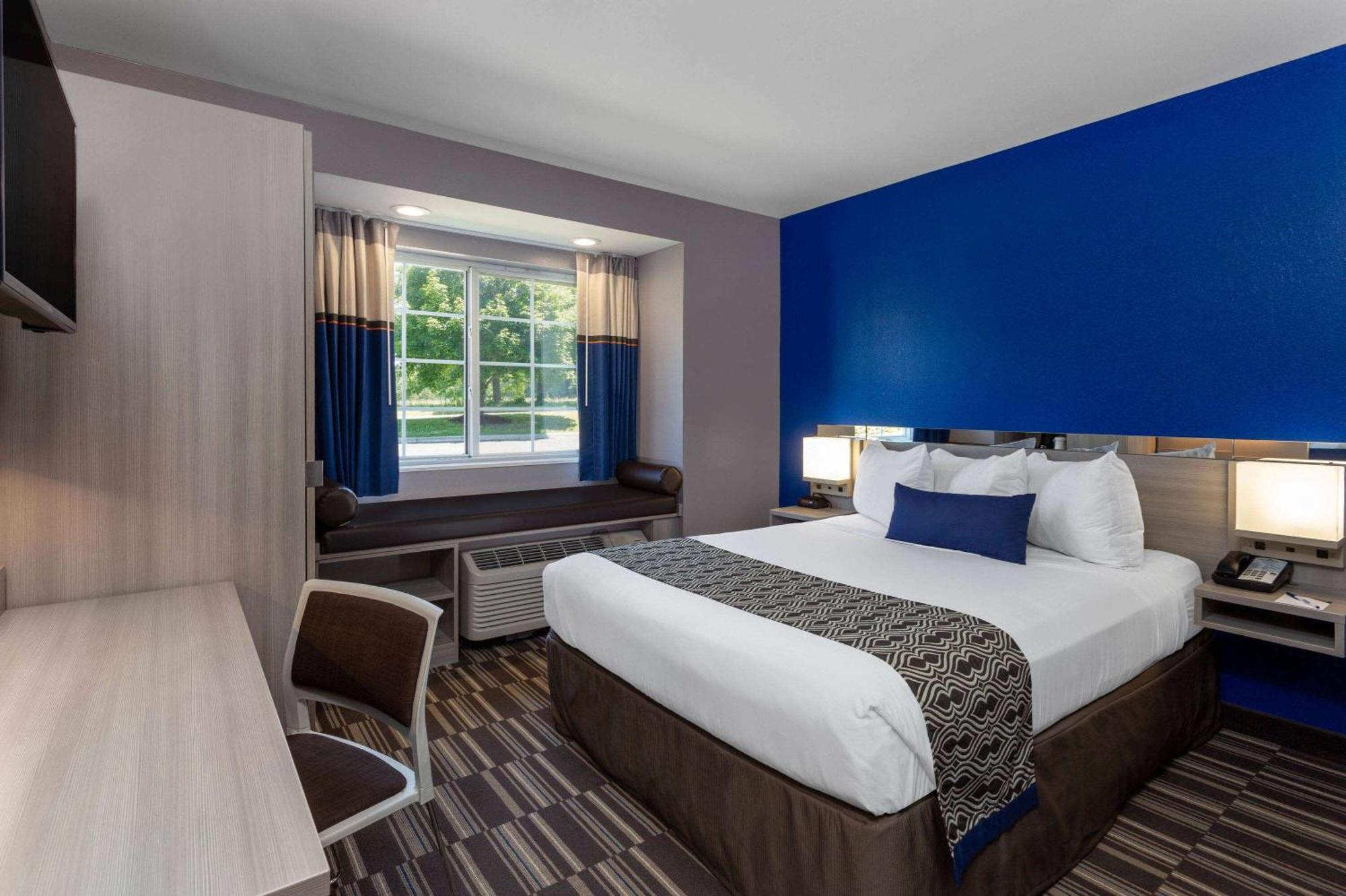 Microtel Inn & Suites By Wyndham Bethel/Danbury Eksteriør bilde