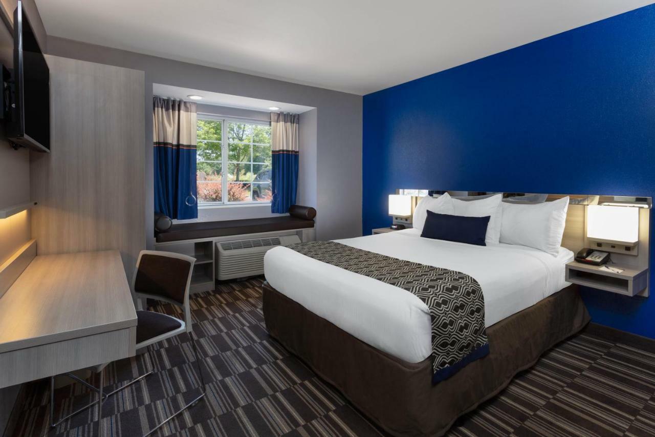 Microtel Inn & Suites By Wyndham Bethel/Danbury Eksteriør bilde